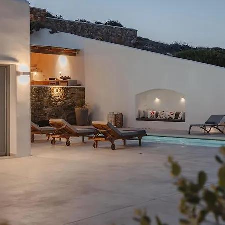 Anamnesia, Stelida Naxos